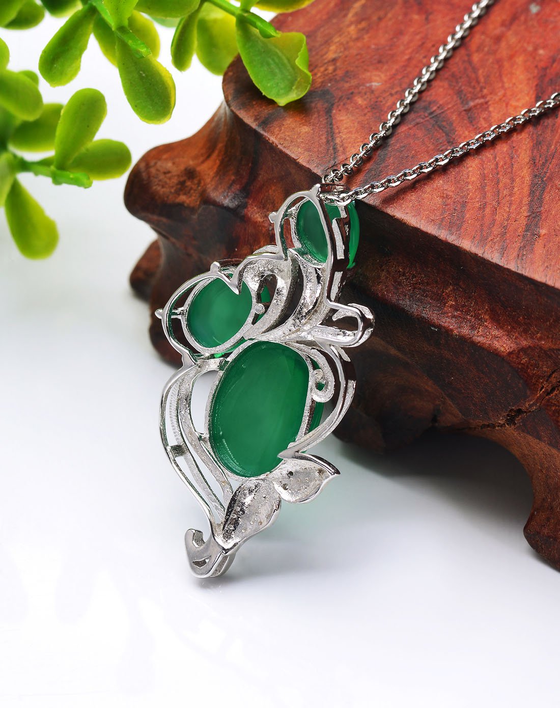 s925银天然玉髓小巧玲珑吊坠(赠银链).