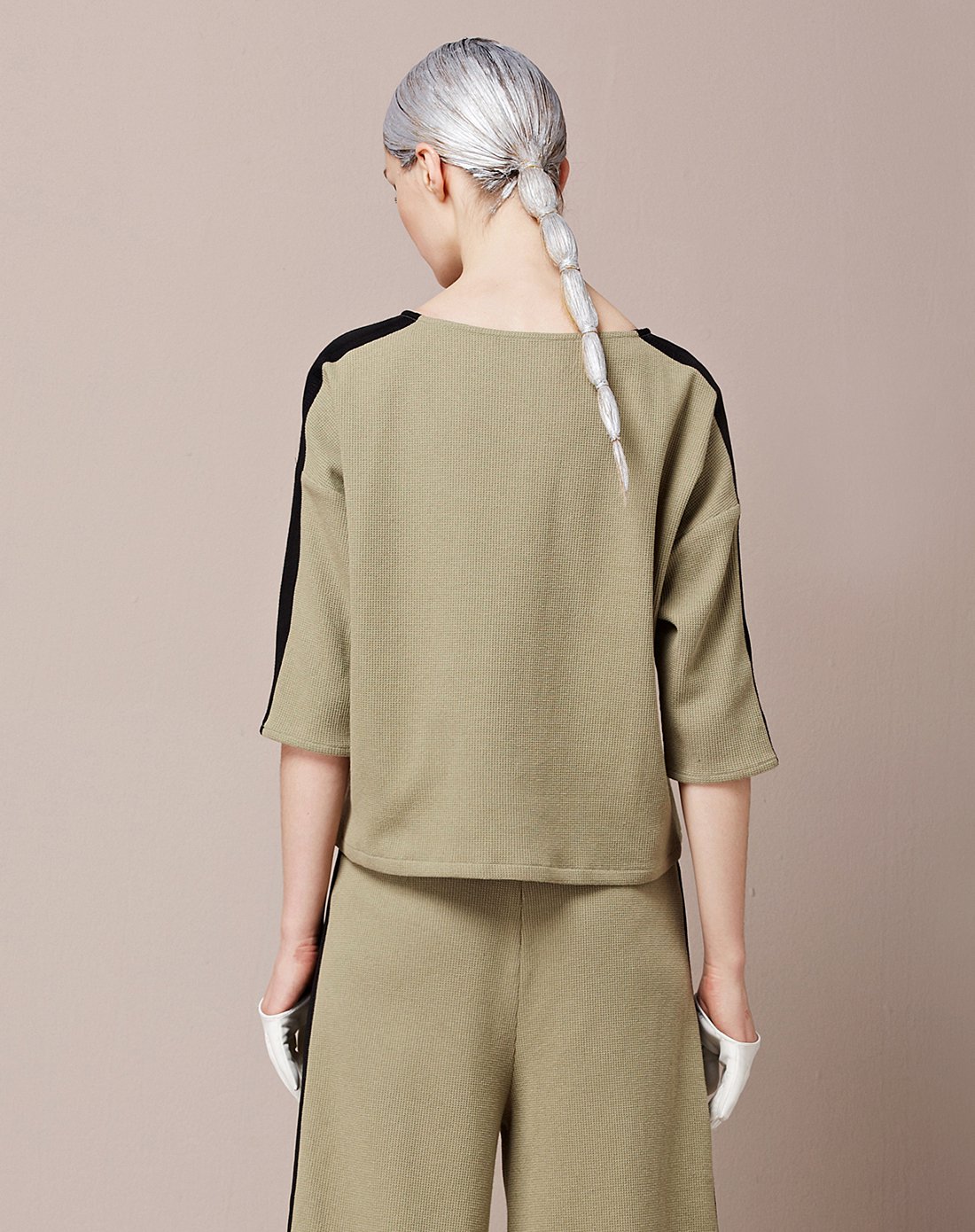 欧美休闲中袖原创设计上衣豆沙绿