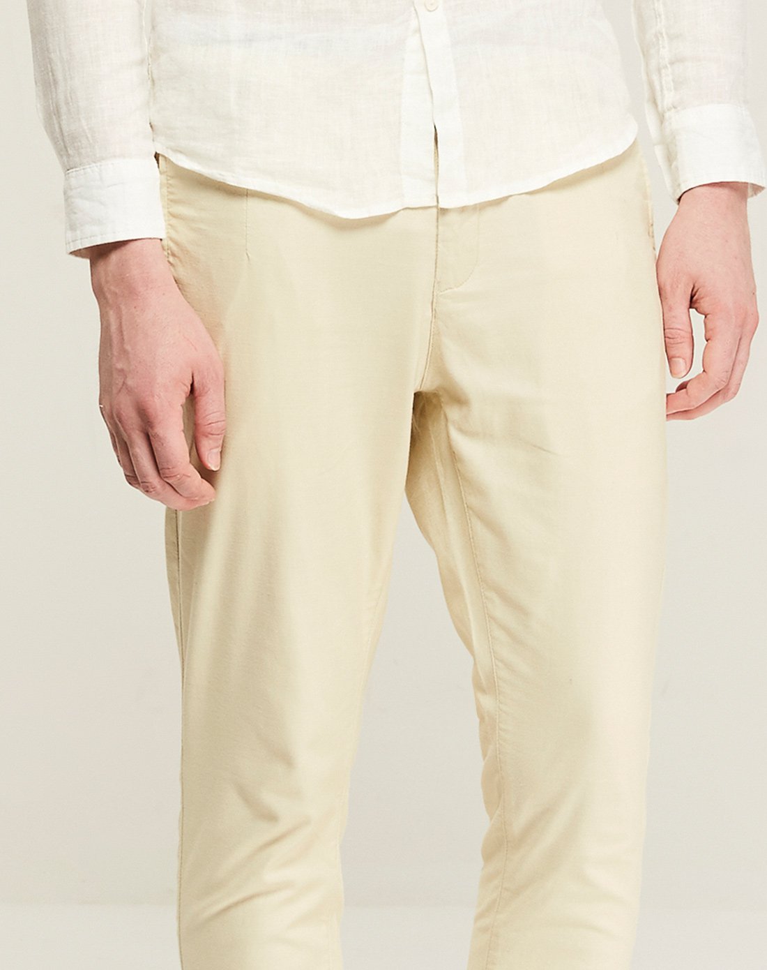 时尚百搭男式裤子浅卡其