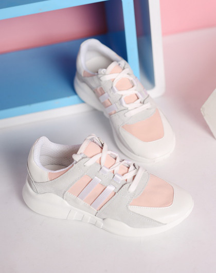 新款牛绒经典拼接舒适透气休闲运动鞋白色 灰色