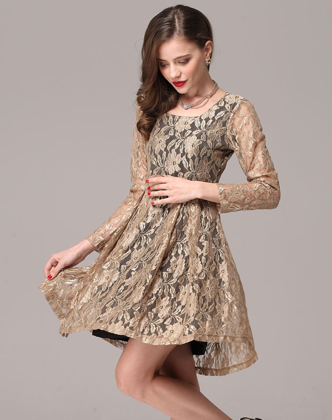 时尚镂空蕾丝连衣裙杏色