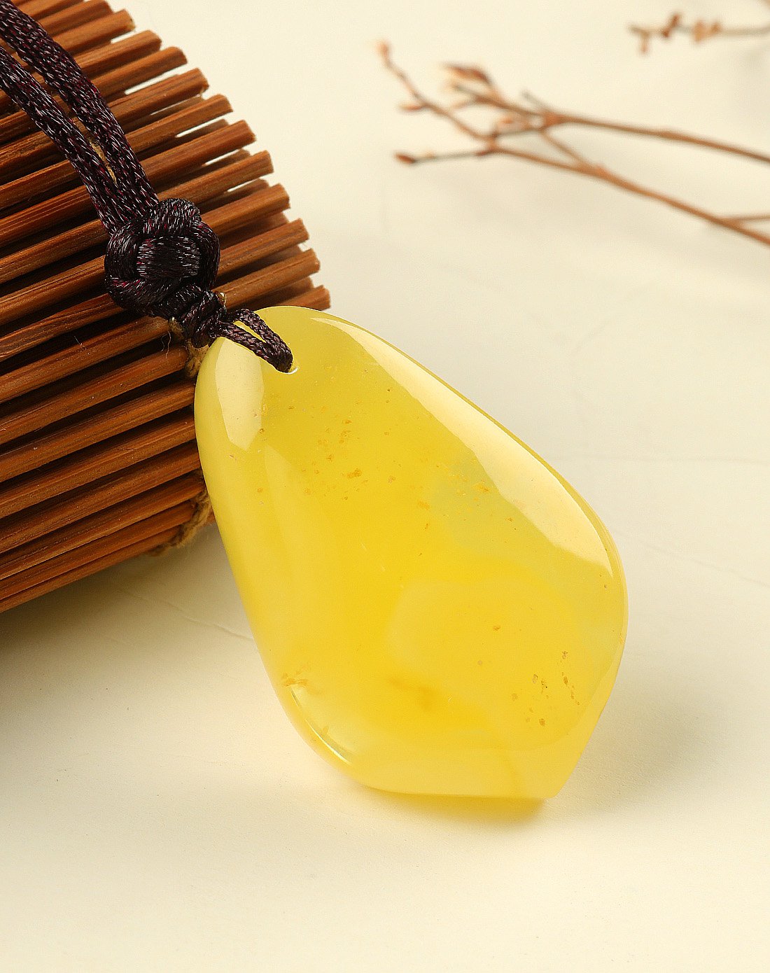 mary windsor 金包蜜琥珀蜜蜡随形吊坠净重4.9g附证书