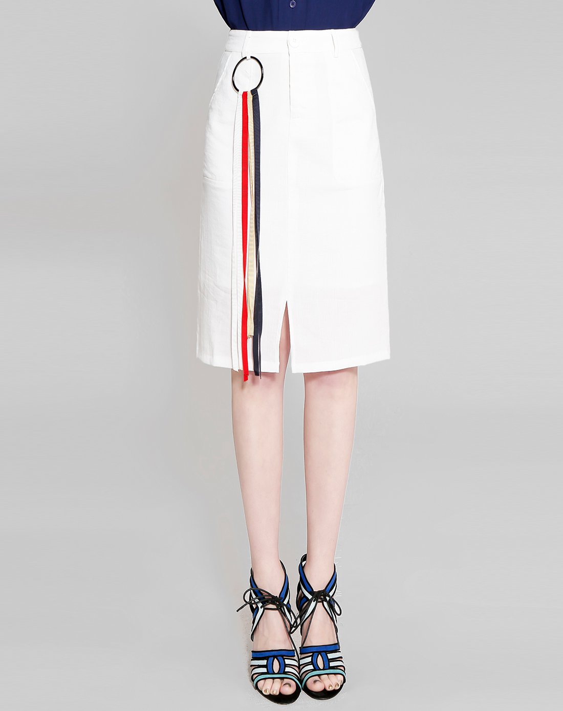 慕诗涵 彩色飘带圆环开叉连衣裙黑色