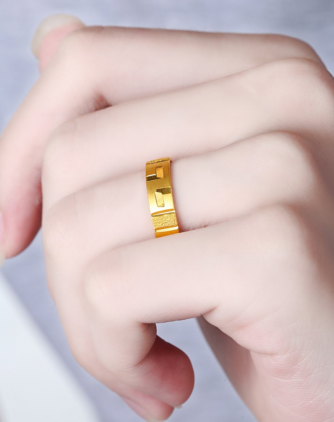 谢瑞麟足黄金情侣戒指男款