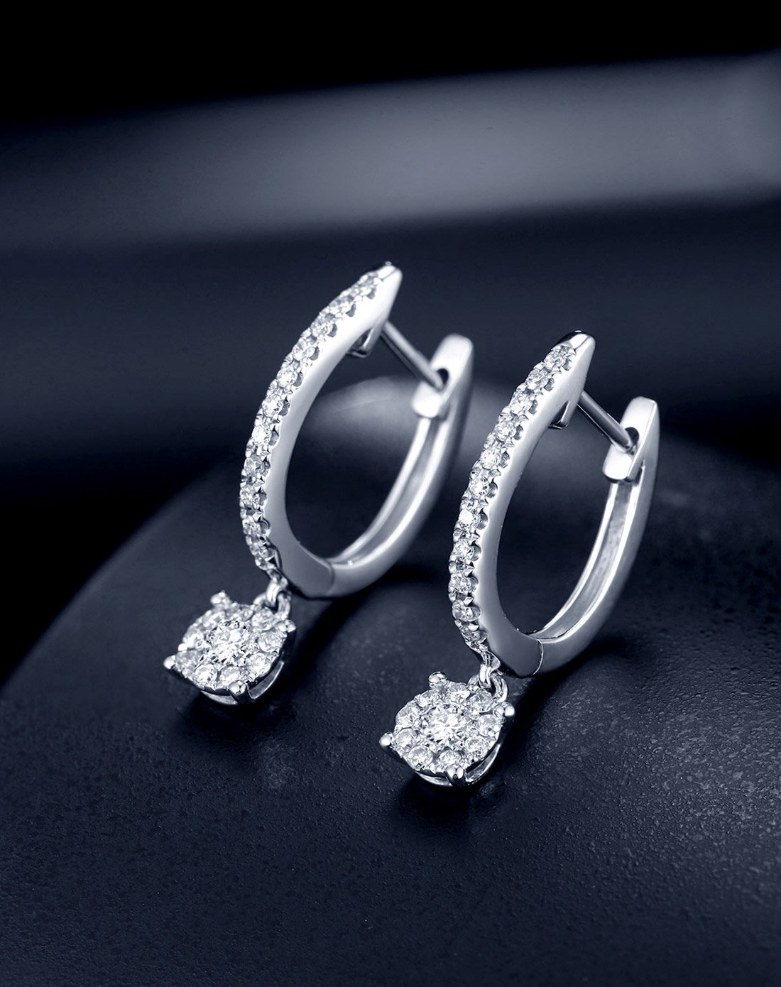 喜钻 新品18k金共28分钻石耳环