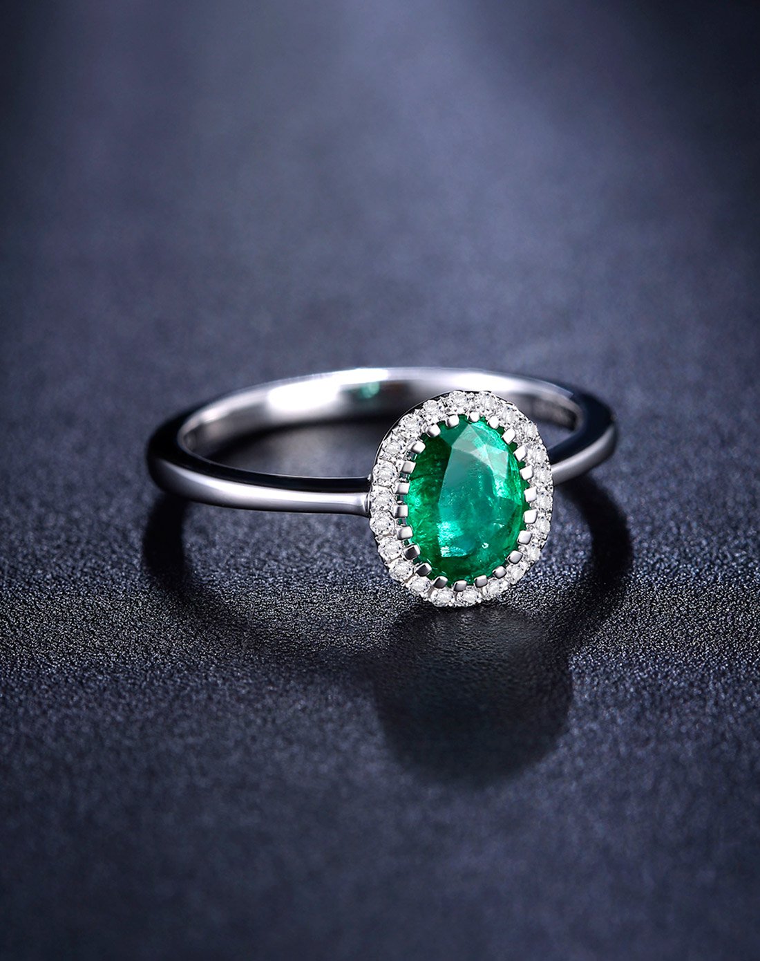 鑫万福 爱的能量 18k金祖母绿女戒