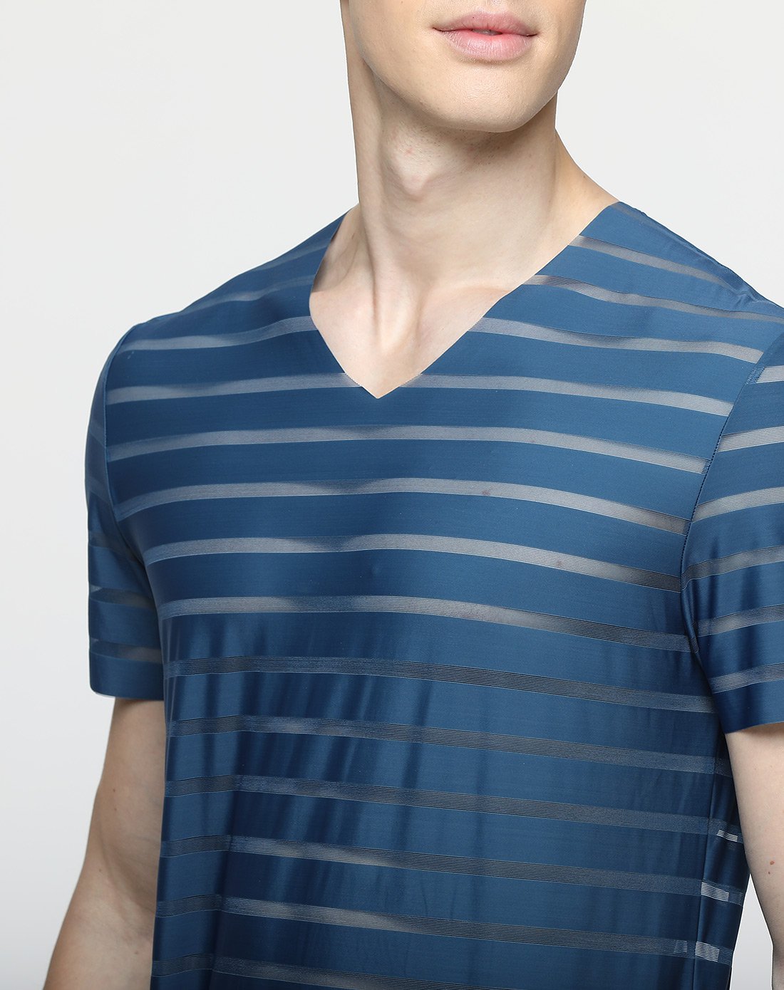 无痕随心裁锦纶抽针透气短袖海蓝