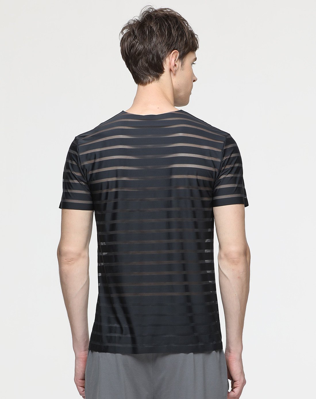 dv无痕随心裁锦纶抽针透气短袖