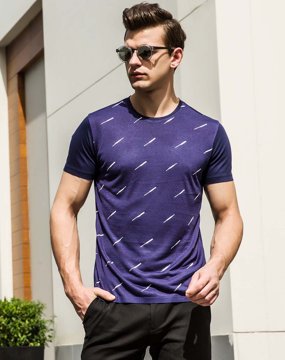 莫畏男装夏季时尚斜条圆领修身男士针织袖短袖t恤