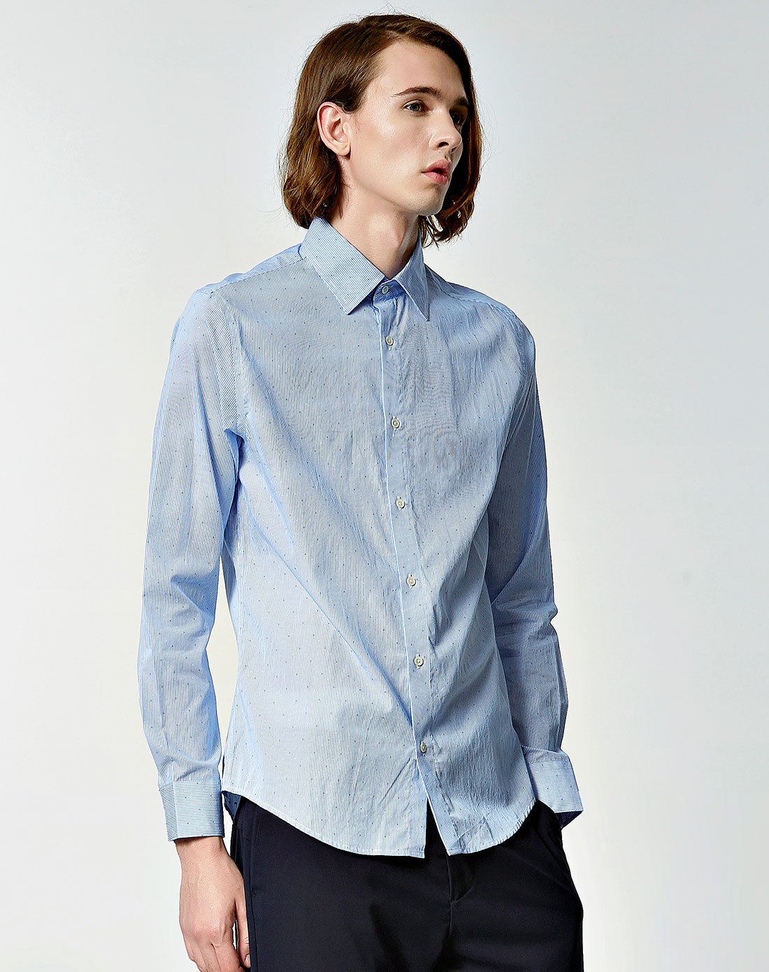 翻领长袖开襟衬衫蓝色