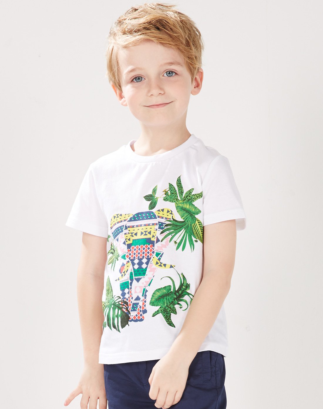 男童树叶大象印花短袖恤