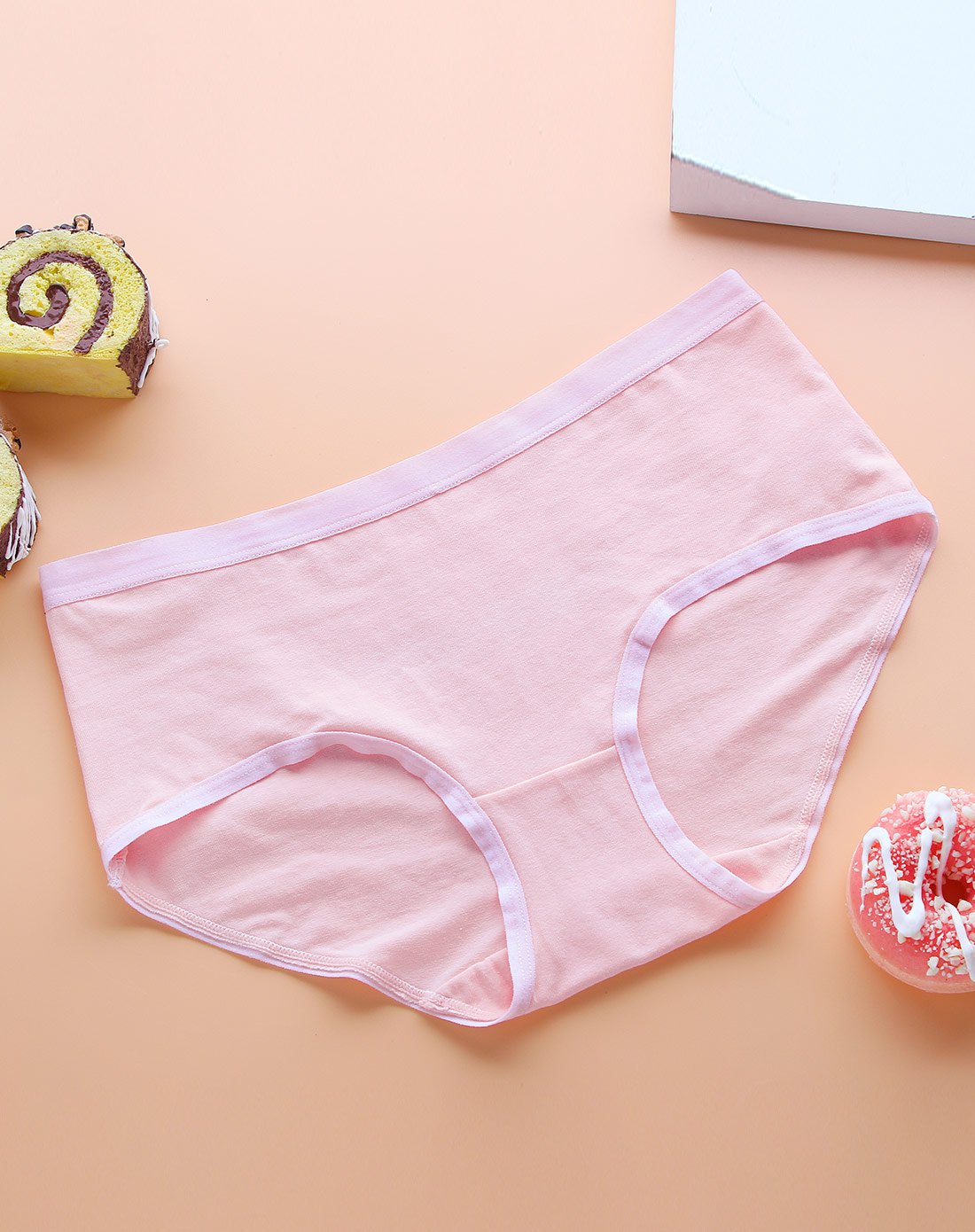 简约清新少女百搭舒适中腰三角裤女士内裤