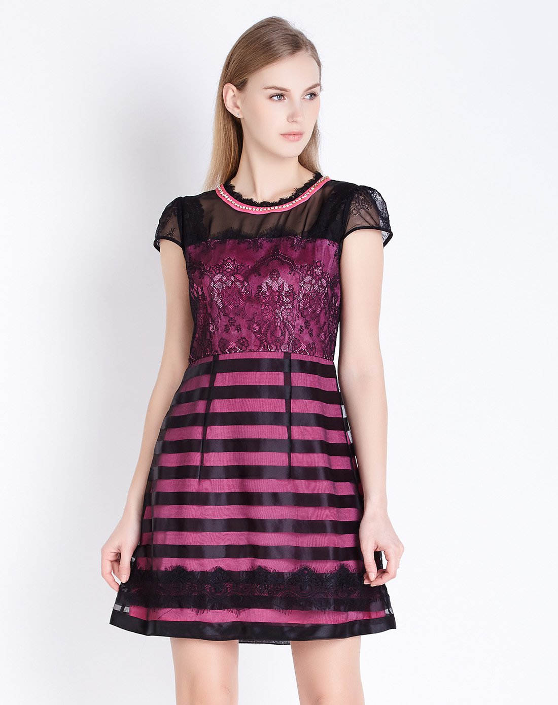 春日百搭美衣 x 亨奴hono女装 亨奴hono雅致桑蚕丝熨钻条纹夏季连衣裙