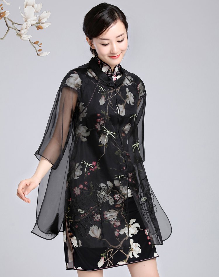 女款黑色真丝外披