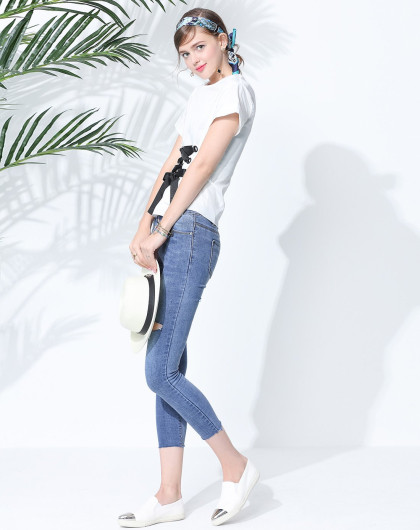 慕诗涵撞色交叉系带收腰t恤白色