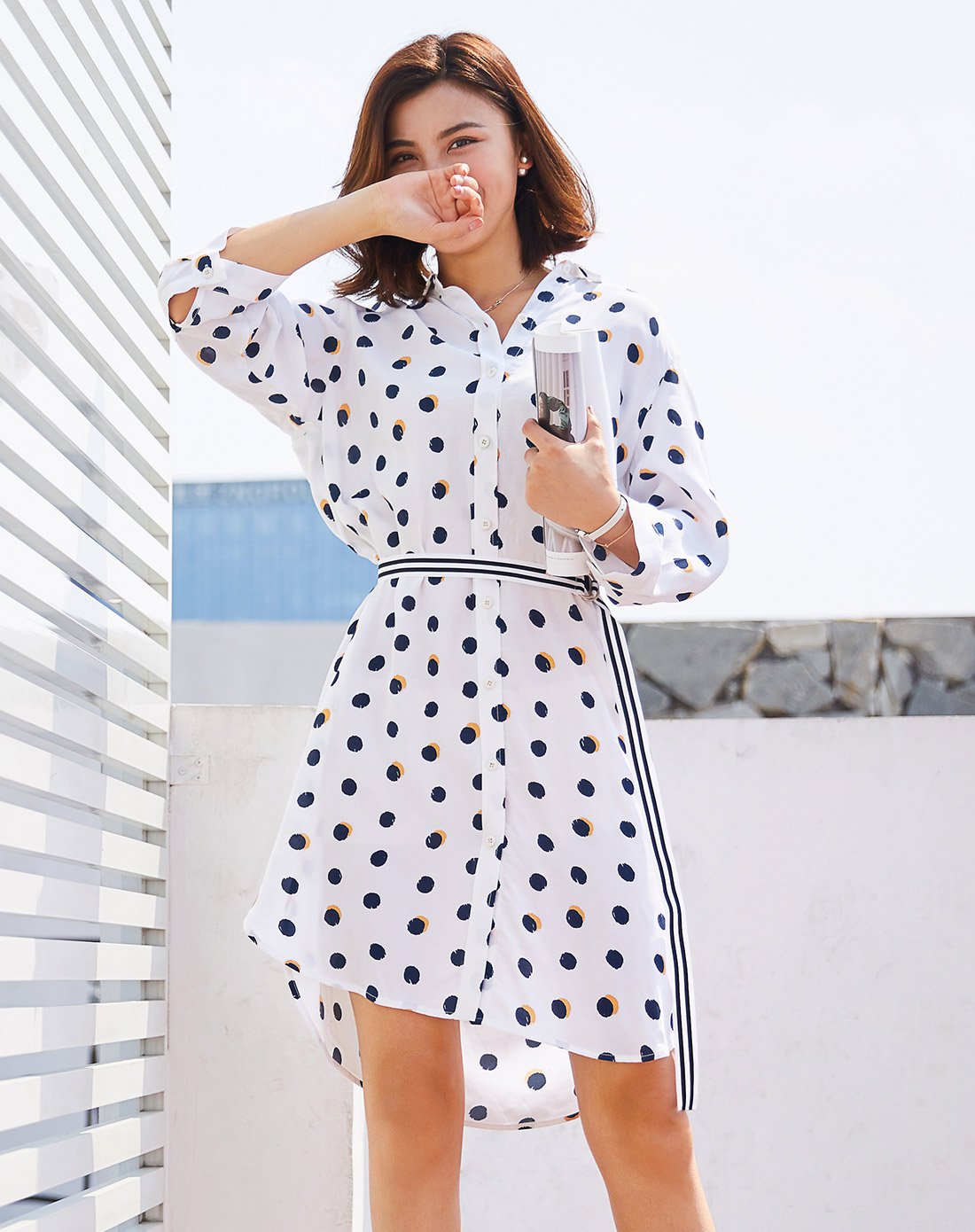 女款波点印花衬衫型连衣裙