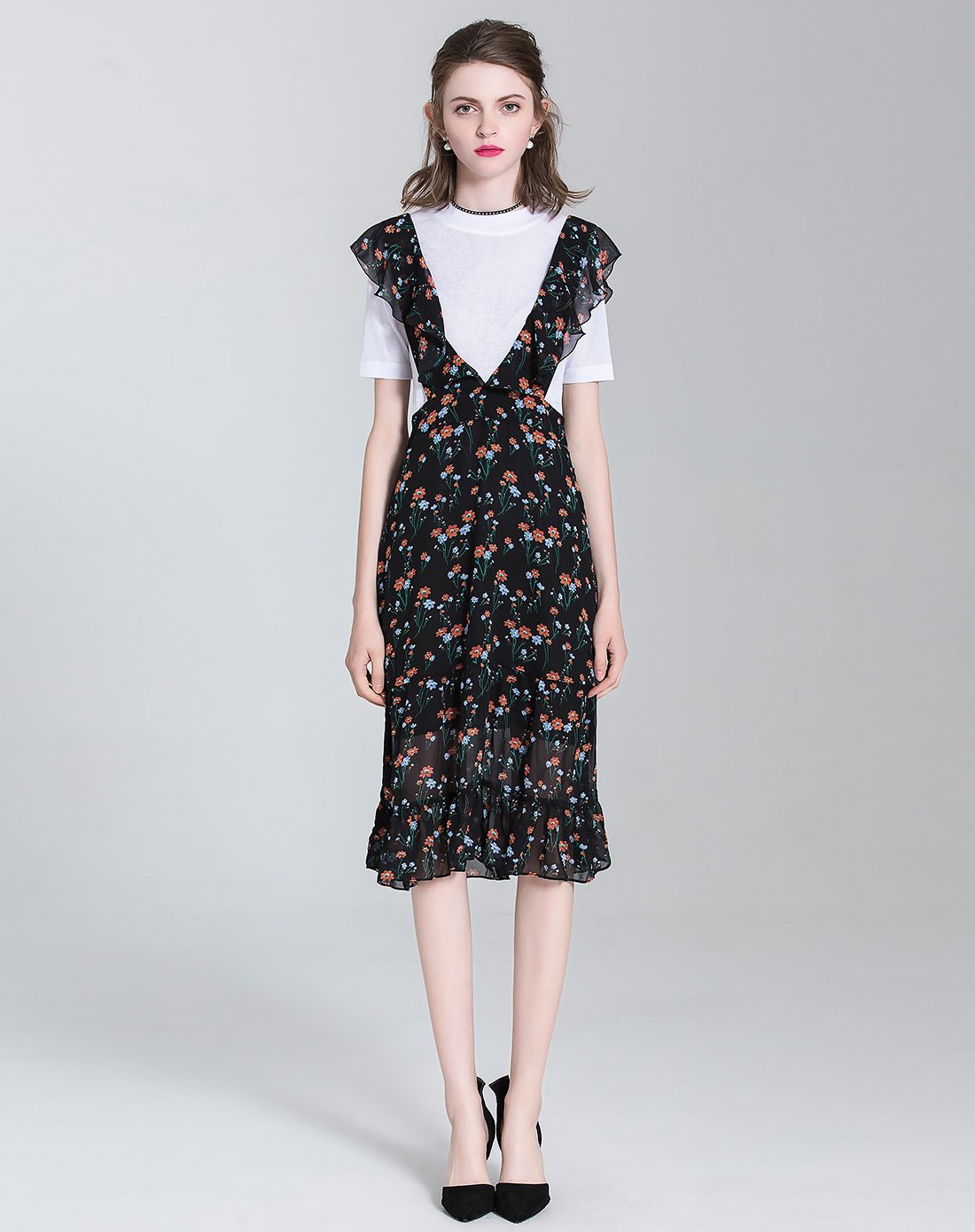 慕诗涵度假甜美小碎花背心连衣裙黑色