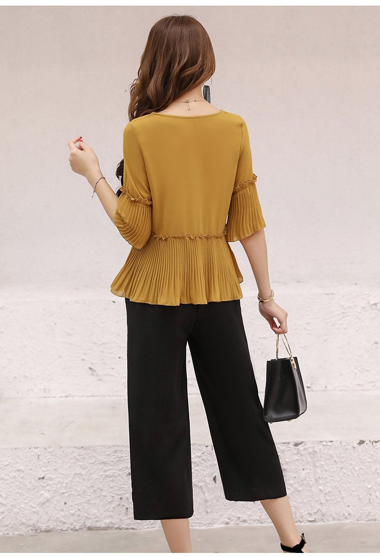 圆领百褶下摆t恤 休闲直筒阔腿裤套装