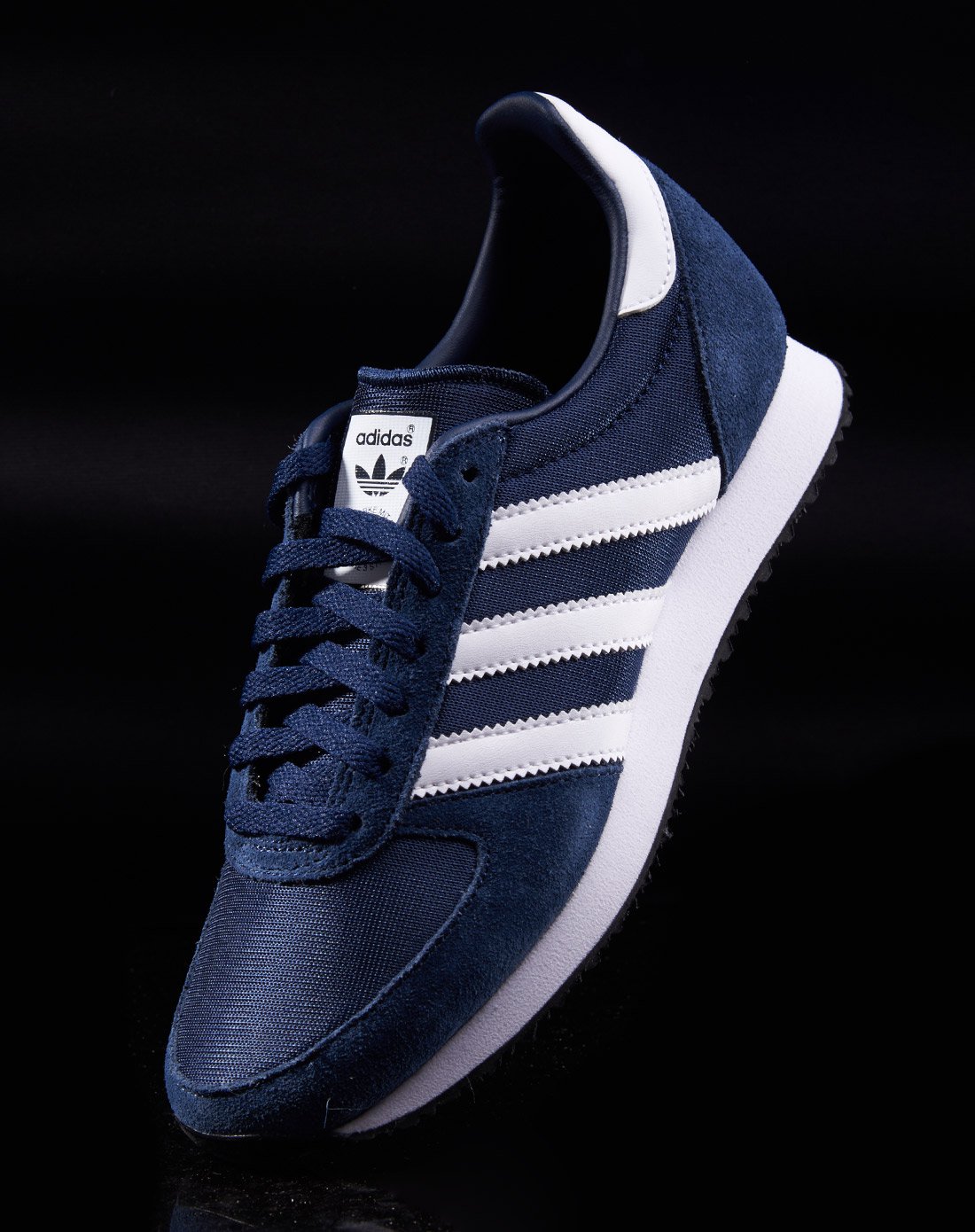 休闲潮流 男款学院藏青蓝休闲鞋 三叶草系列