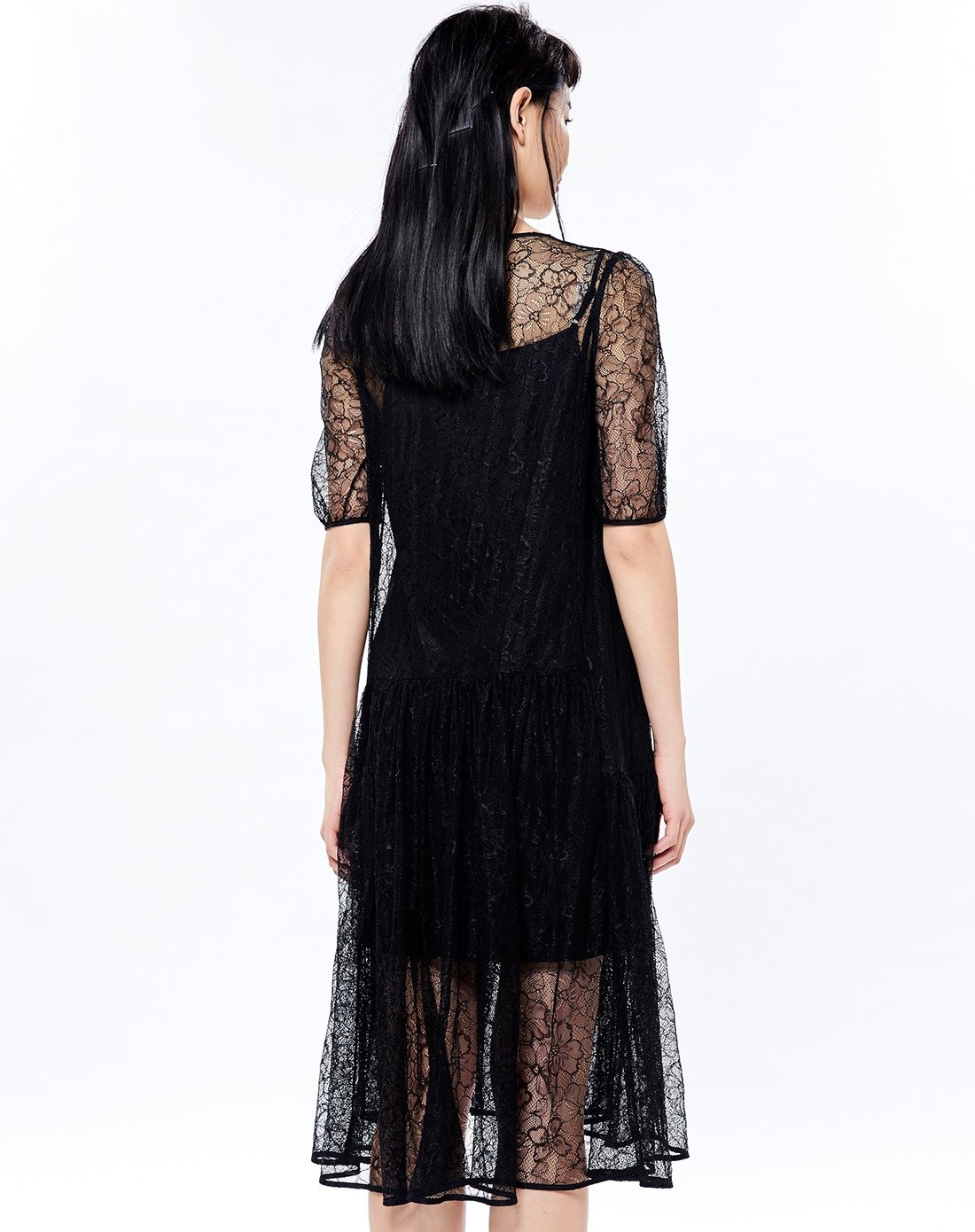 黑色时尚轻盈通透薄纱蕾丝性感v领连衣裙