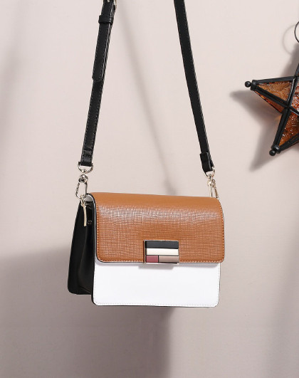 2018新款女包时尚潮流百搭撞色斜挎包女包