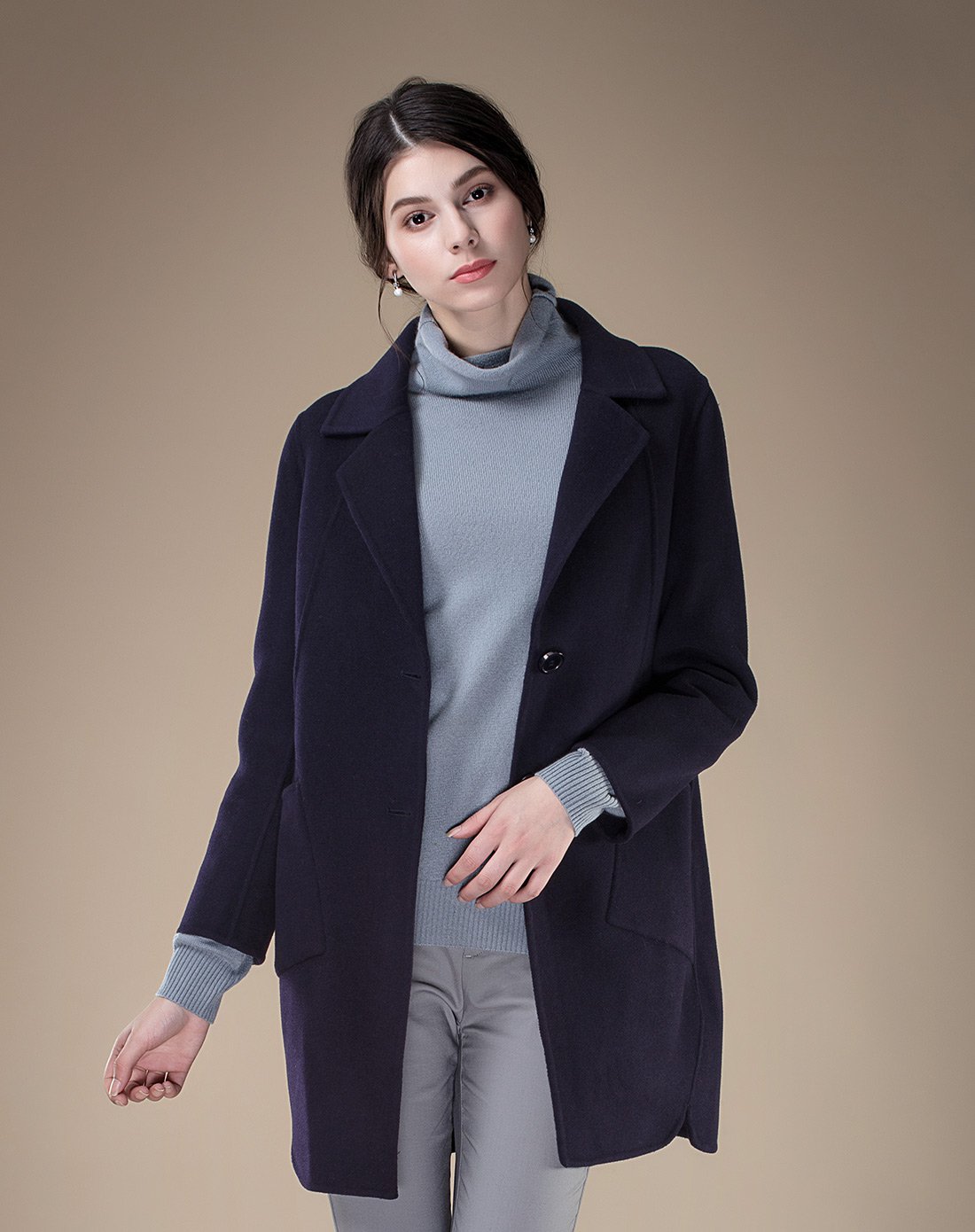 女款翻领羊毛大衣 女式大衣