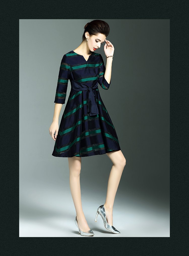 雅kemanya女装珂曼雅2017年秋季新款 时尚减龄高腰连衣裙