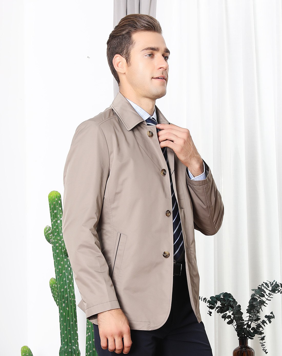 澳伦61多兰aolun duolan光滑面简约休闲翻领纯色便装81703001-155