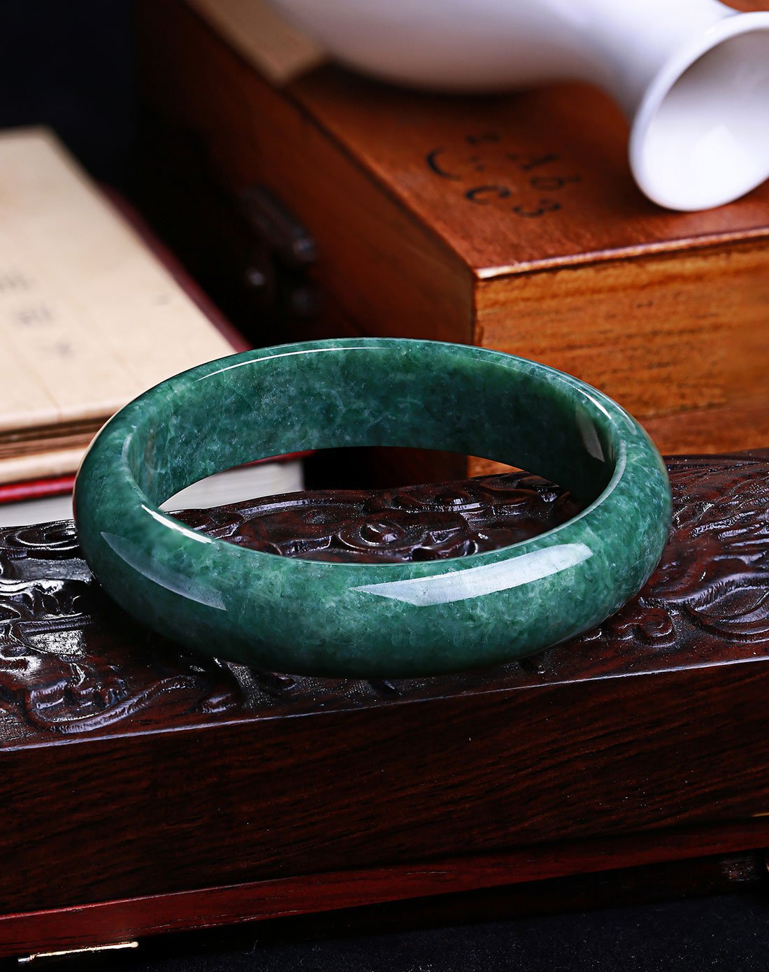 天然a货翡翠豆种满绿手镯 翡翠玉石镯子(附证书)