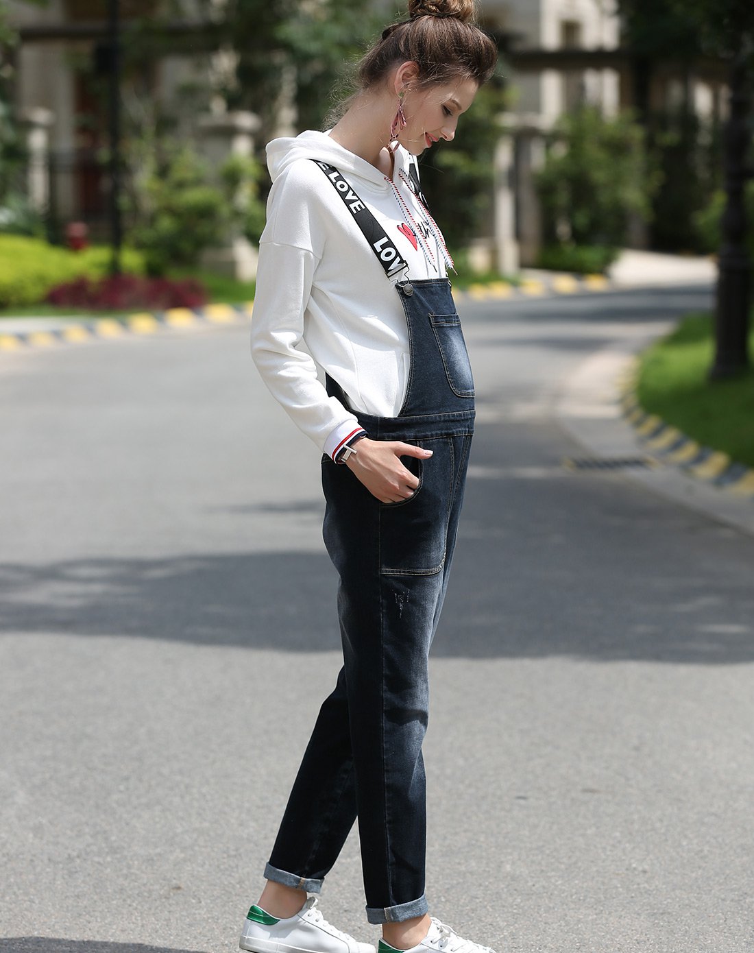 兔妈孕妇小脚显瘦牛仔背带裤孕妇背带裤秋孕妇连体裤