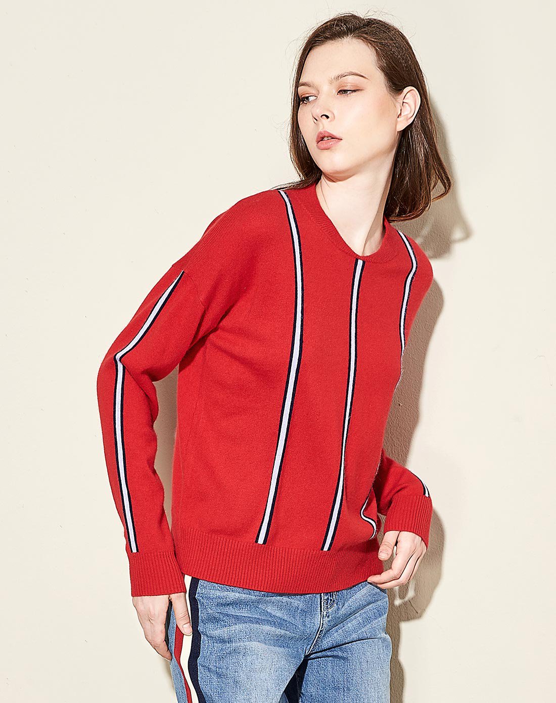 juzui/玖姿黑白竖条纹宽松长袖套头女式毛衫