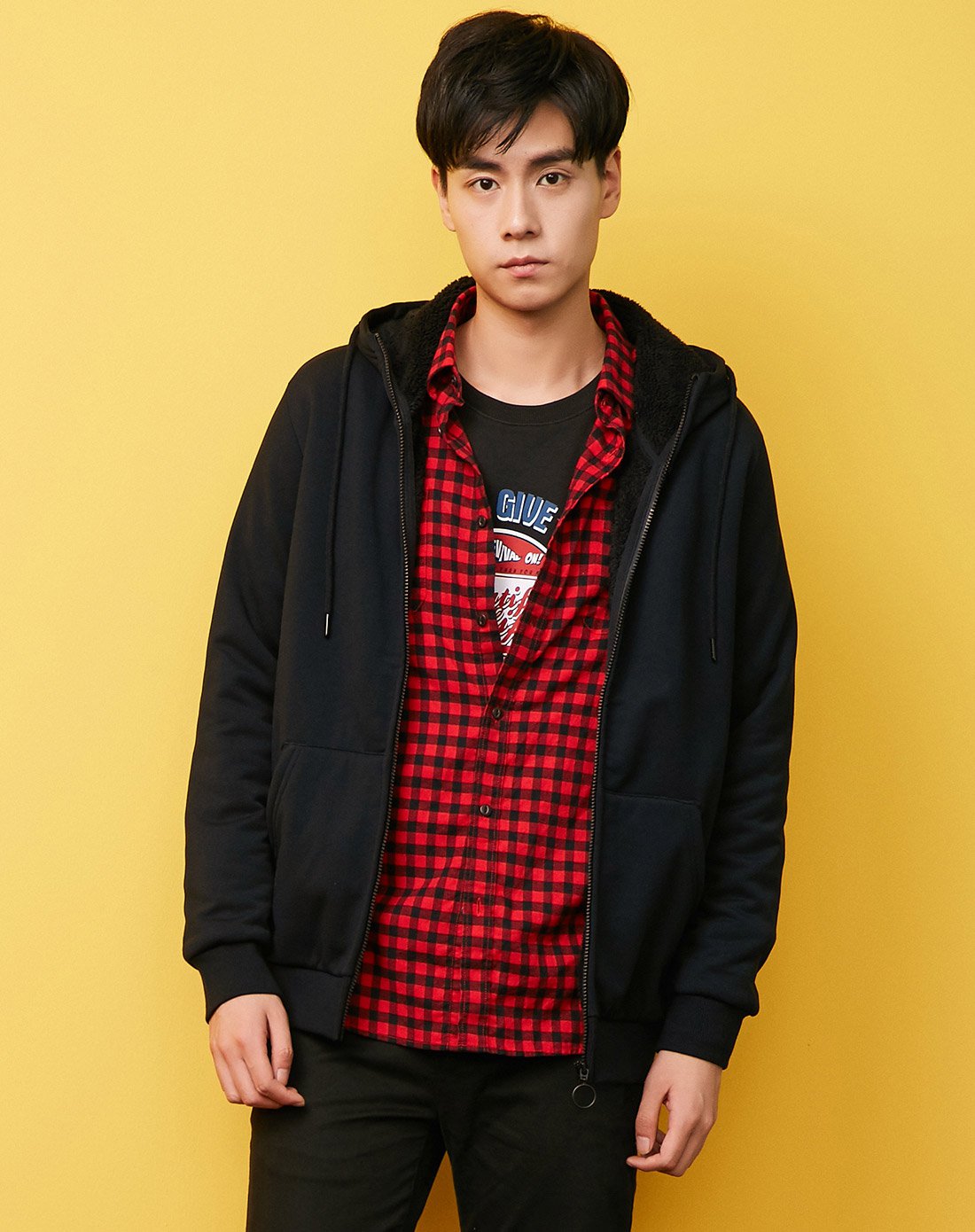 美特斯邦威胡一天明星同款男加绒学院卫衣