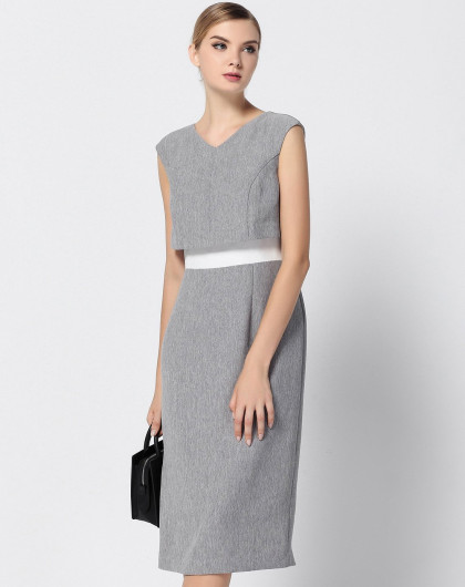 bblluuee粉蓝衣橱女装专场 简素拾光修身连衣裙