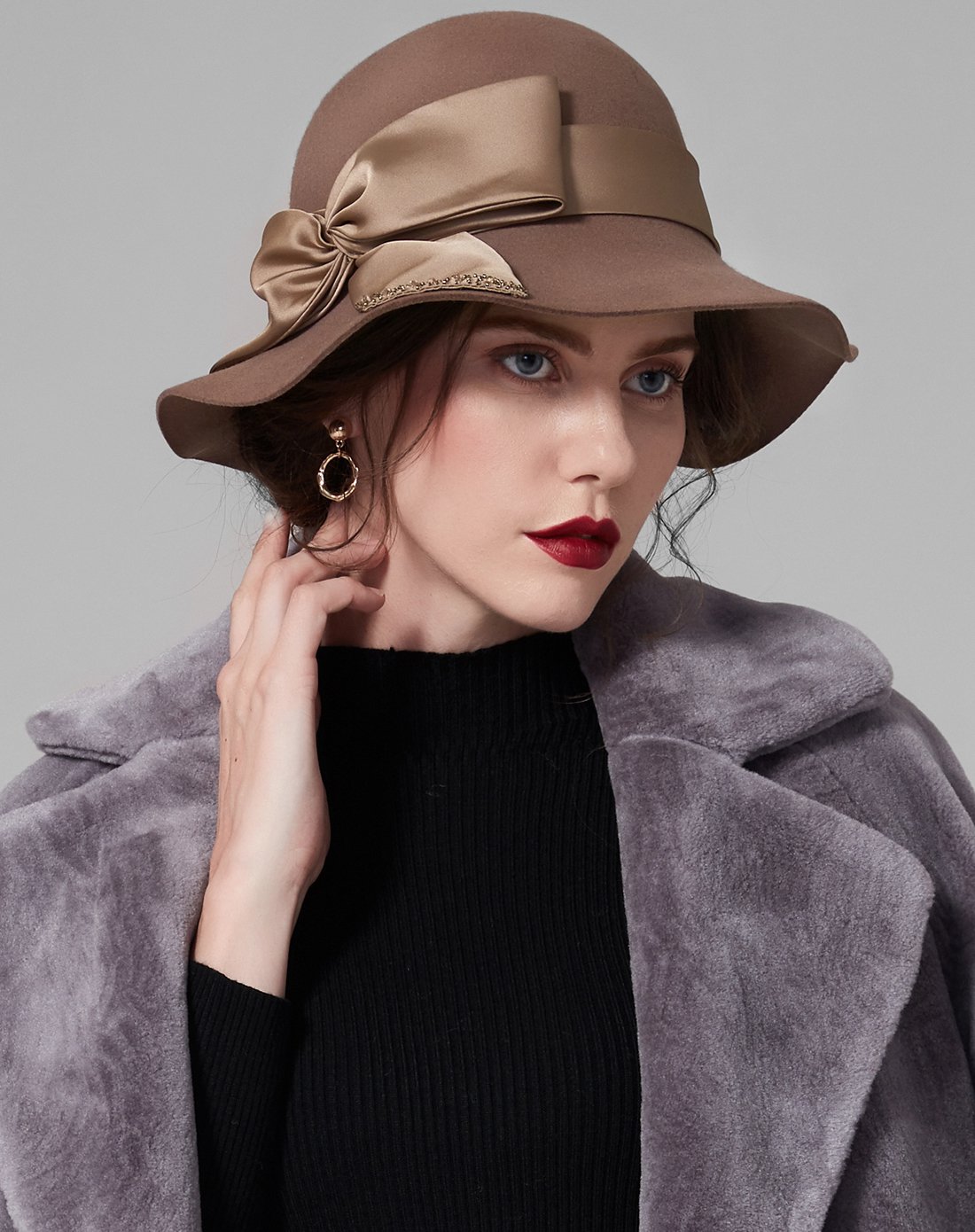 新品女帽子秋冬澳洲羊毛优雅大蝴蝶结手工珠宽檐圆顶礼帽