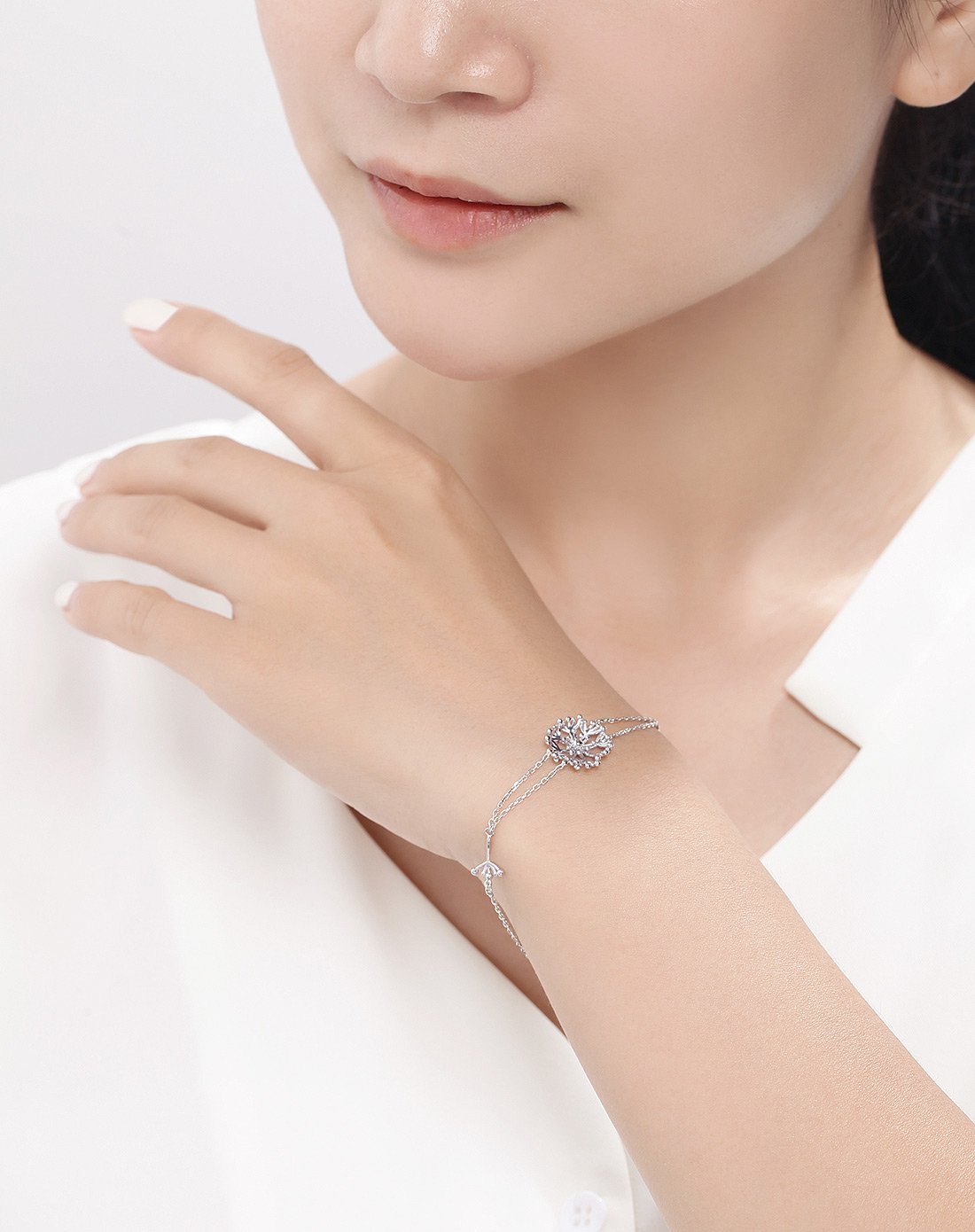 明牌珠宝专场【2017新品】明牌 pt950蒲公英-纤动手链铂金协会杨洋