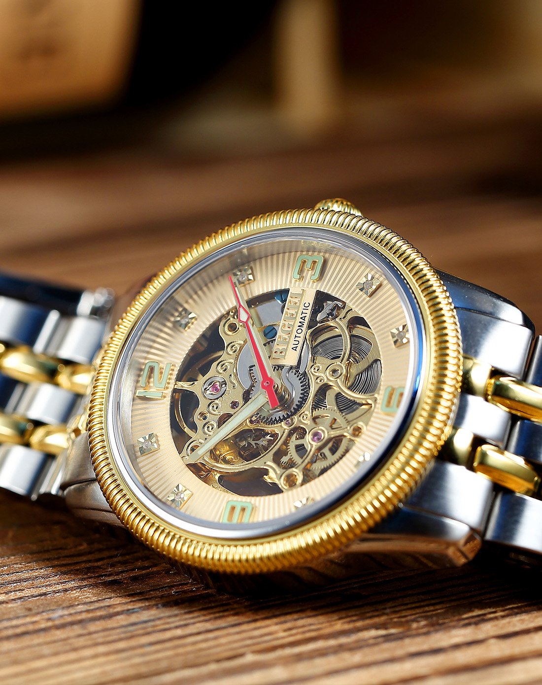瑞士宾爵手表图片