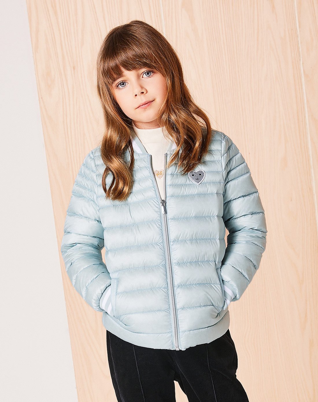 巴拉巴拉童装儿童羽绒服轻薄短款女童外套中大童保暖洋气冬装女孩