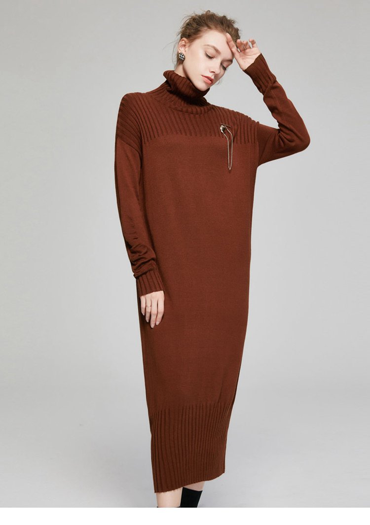 纯色高领堆堆袖宽松茧型中长款针织连衣裙