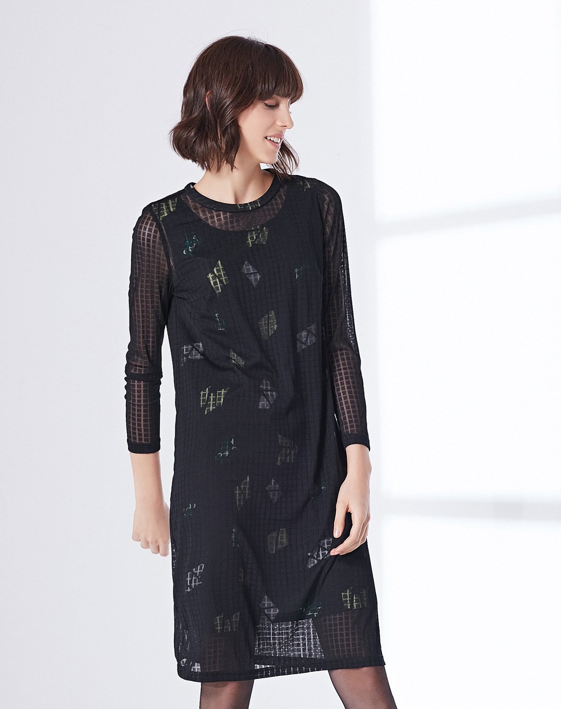 naersi/娜尔思2017秋季新品圆领h廓形修身百搭中长款女连衣裙