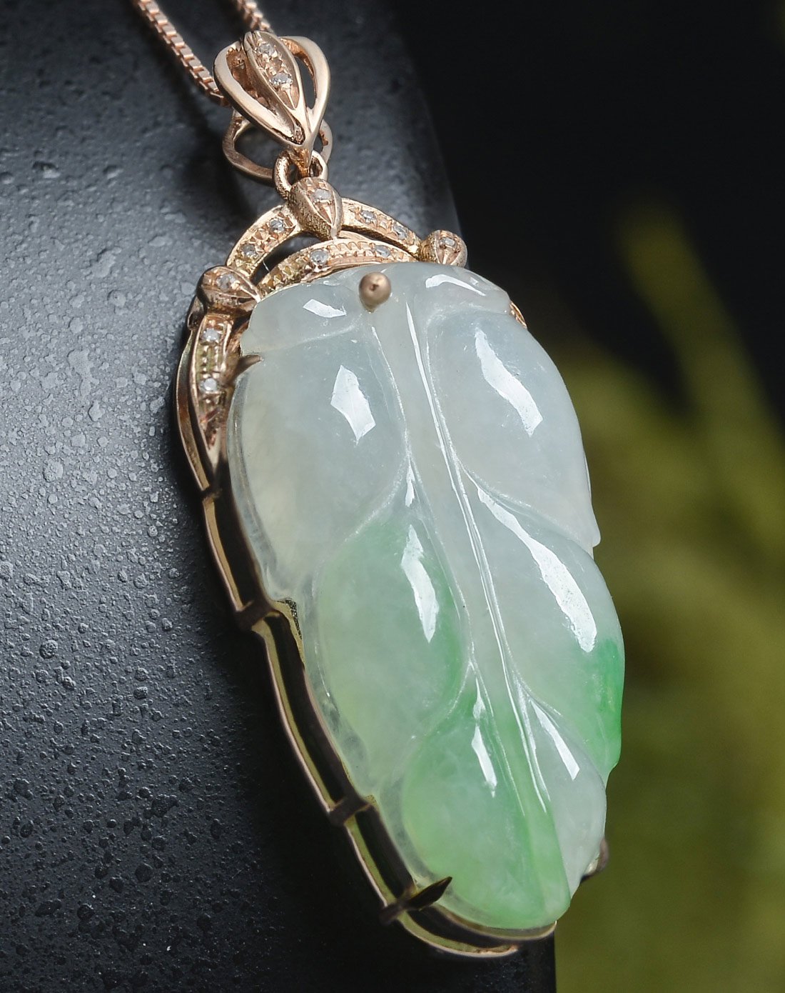 亿珍阁 18k金包边a货翡翠吊坠冰糯种树叶玉挂件附证书