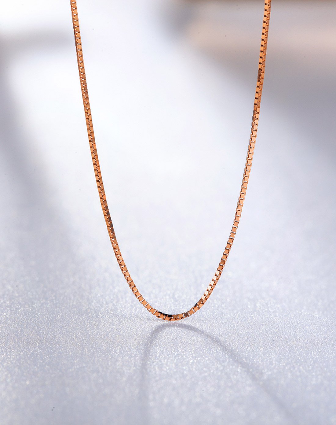 谢瑞麟18k金项链女款百搭锁骨链三色可选