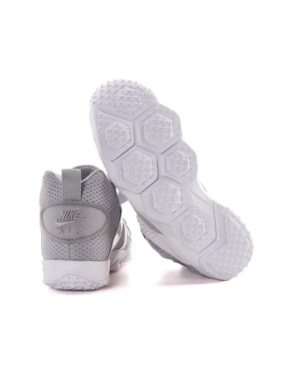 耐克nike zoom 男款灰色运动鞋 运动休闲系列