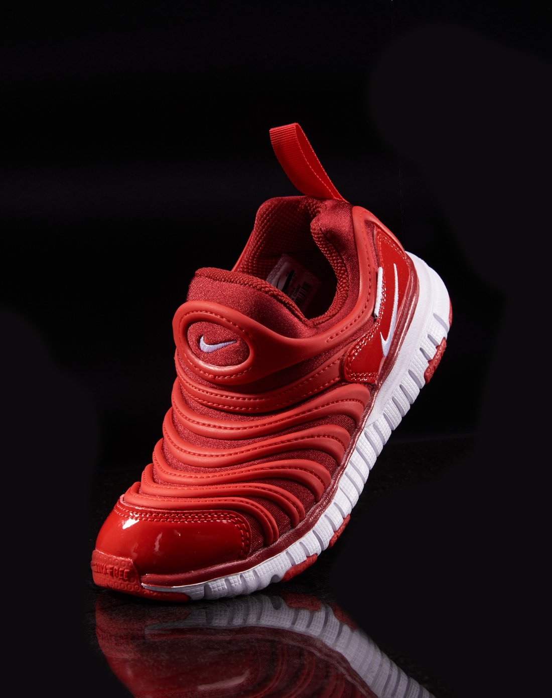 耐克nike 毛毛虫 中性中童红色跑步鞋 跑步系列