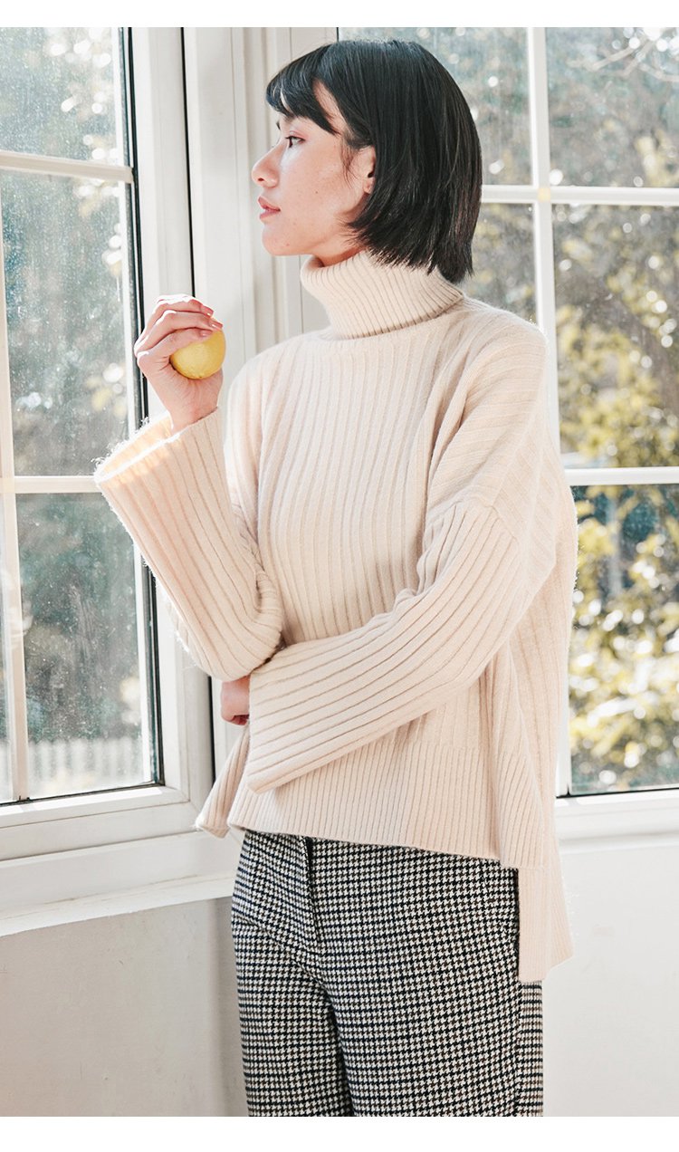 云上生活简约文艺前短后长针织打底衫长袖高领纯色宽松套头毛衣女