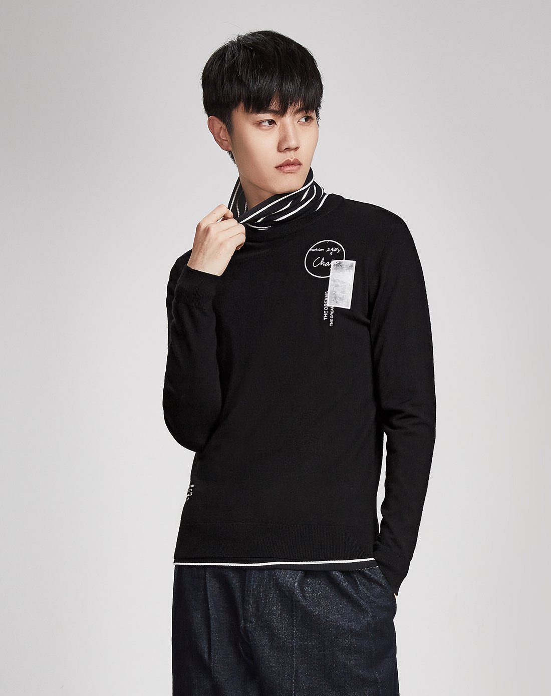 太平鸟peacebird man字母刺绣圆领毛衫bweb7451489_唯品会