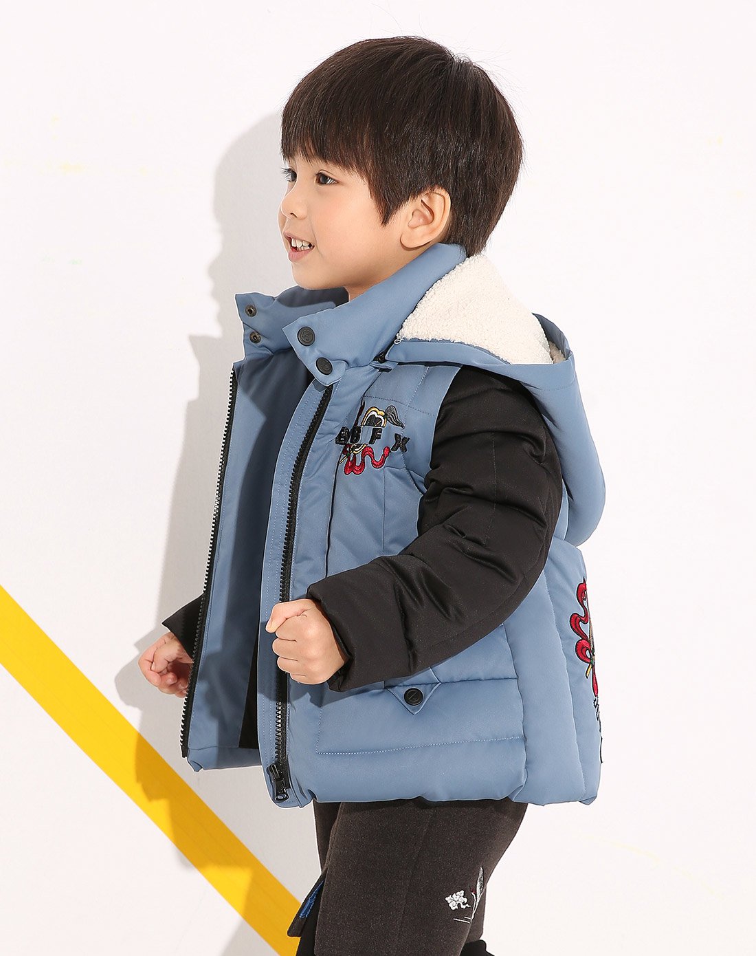布布发现童装男童羽绒服