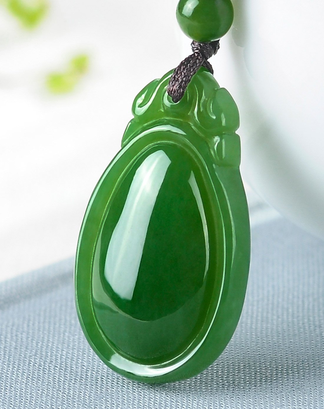 亿珍阁 和田玉吊坠碧玉福贝菠菜绿玉吊坠福在眼前 附证书