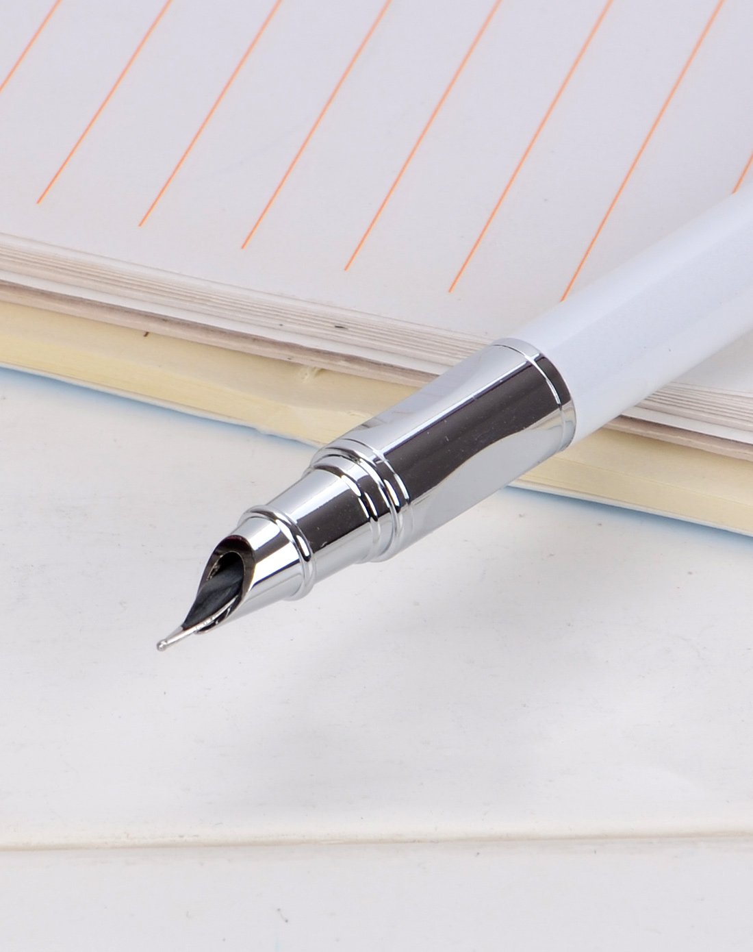 晨光纯色皇冠吸水式学生钢笔单支装