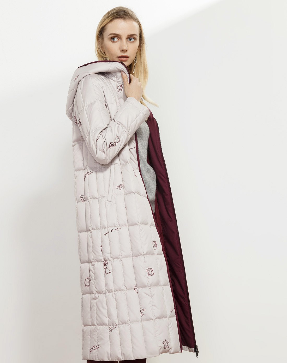 naersi/娜尔思17冬季女装新款长袖中长款连帽直筒百搭防寒羽绒服