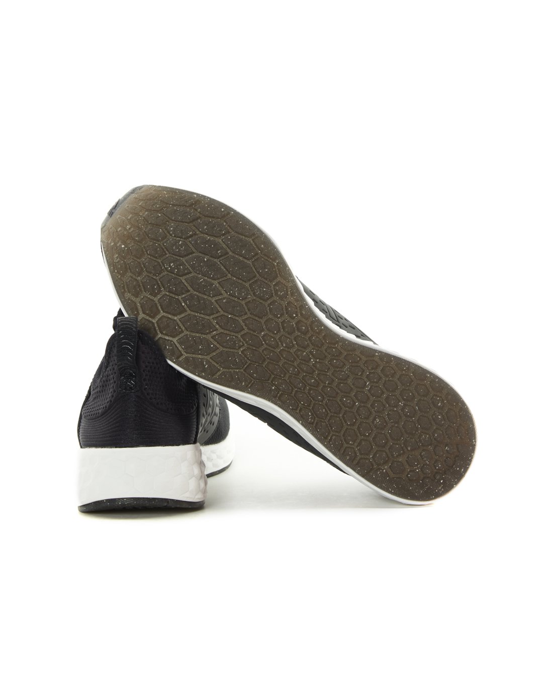 new balance fresh foam系列 男款黑色跑步鞋